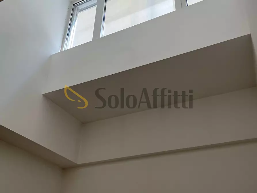 Immagine 30 di Bilocale in affitto  in Via Saluzzo a Torino