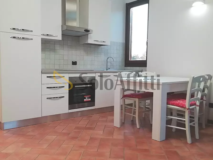 Immagine 5 di Bilocale in affitto  in Via Camillo Benso Conte di Cavour 5 a Besana In Brianza
