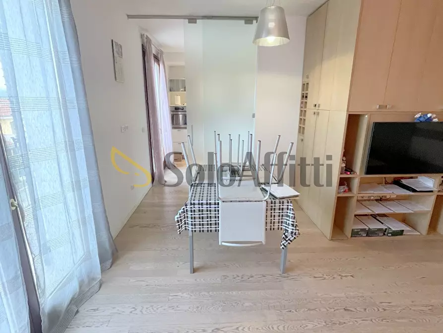 Immagine 4 di Bilocale in affitto  a Osimo