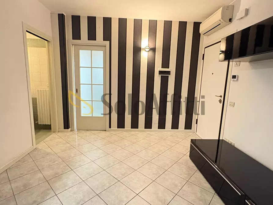 Immagine 8 di Trilocale in affitto  in Via Dario Campana 81 a Rimini