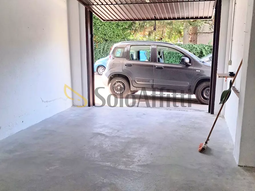 Immagine 13 di Trilocale in affitto  in Via Montelungo 23 a Como