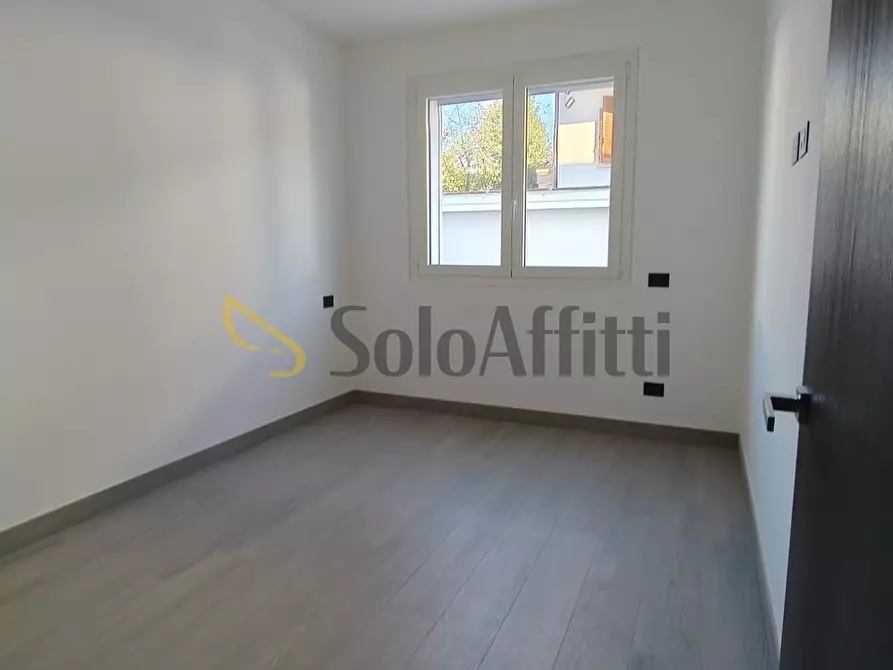 Immagine 11 di Quadrilocale in affitto  a Magnago