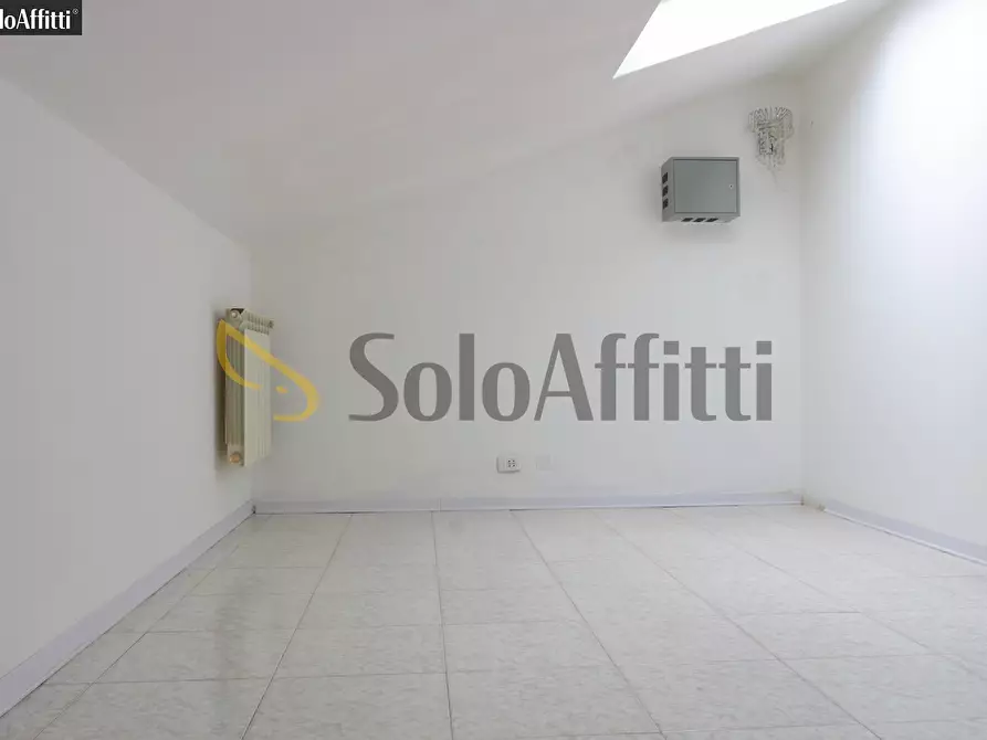 Immagine 35 di Trilocale in affitto  in Via Trieste 78 a Muggiò