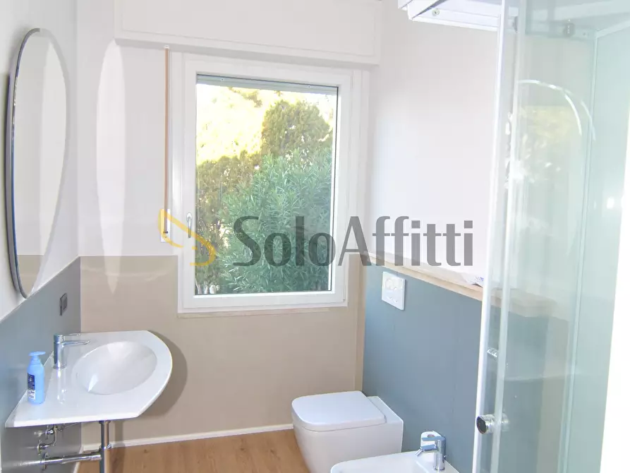 Immagine 12 di Appartamento in affitto  in Piazza delle Carrozze 29 a Livorno