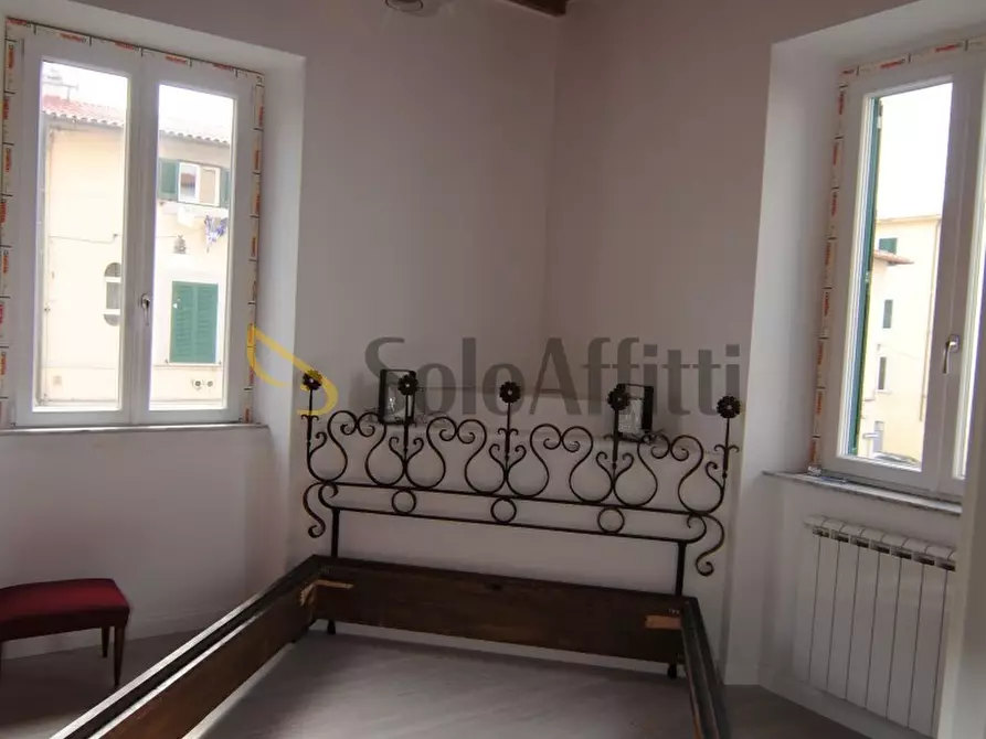 Immagine 11 di Trilocale in affitto  a Livorno