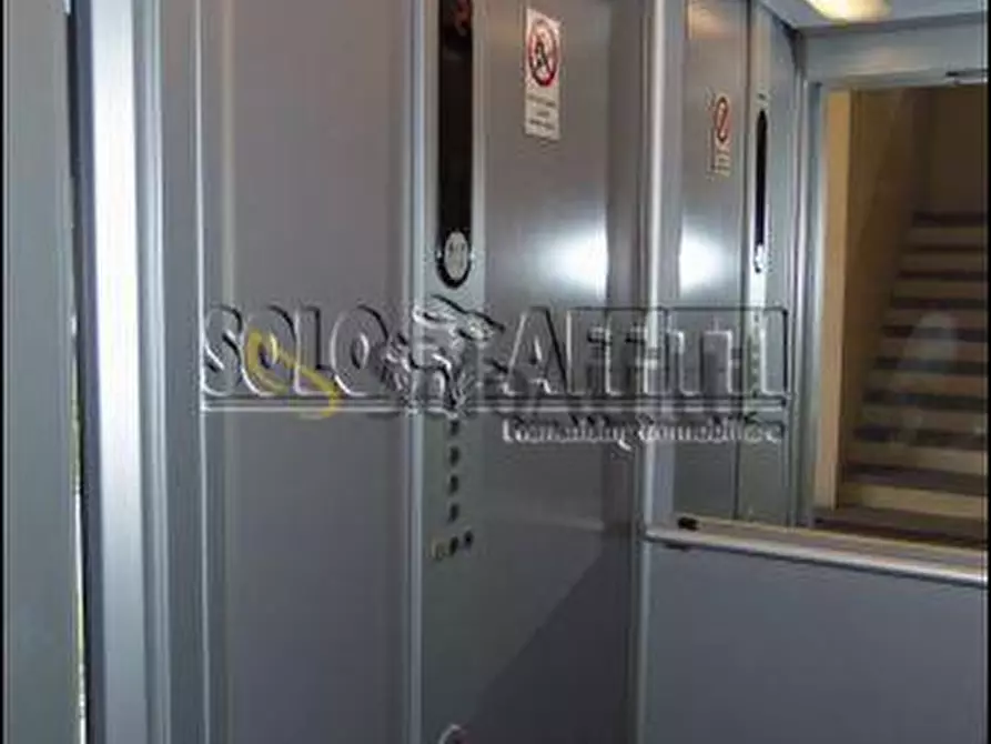 Immagine 19 di Bilocale in affitto  in Via Brione a Torino