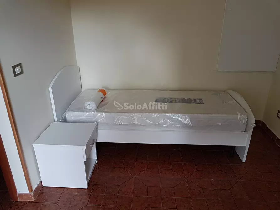 Immagine 19 di Stanza singola in affitto  a Catanzaro