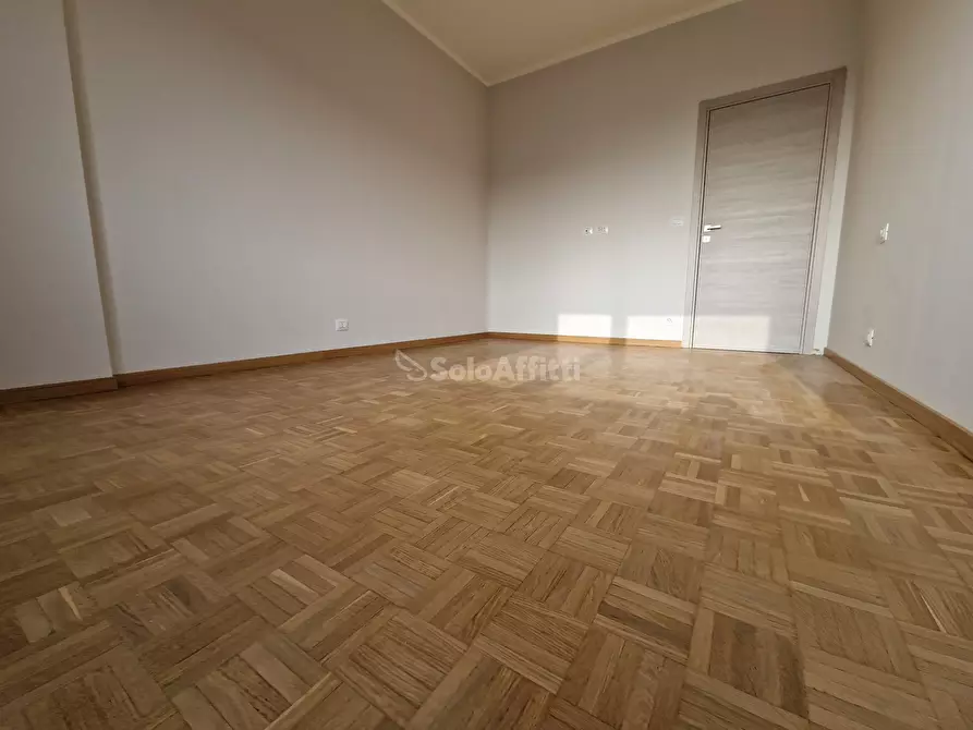 Immagine 20 di Trilocale in affitto  a Torino