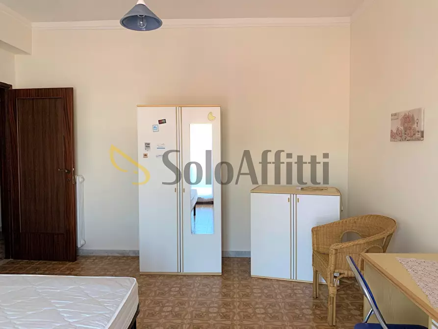 Immagine 2 di Stanza singola in affitto  a Catanzaro
