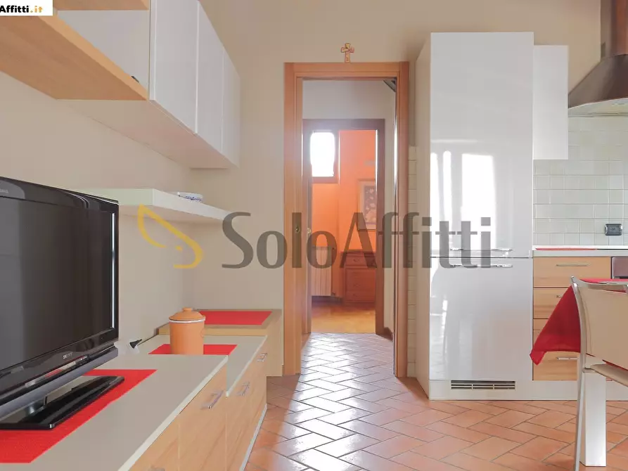 Immagine 3 di Bilocale in affitto  in Via Camillo Benso Conte di Cavour 5 a Besana In Brianza