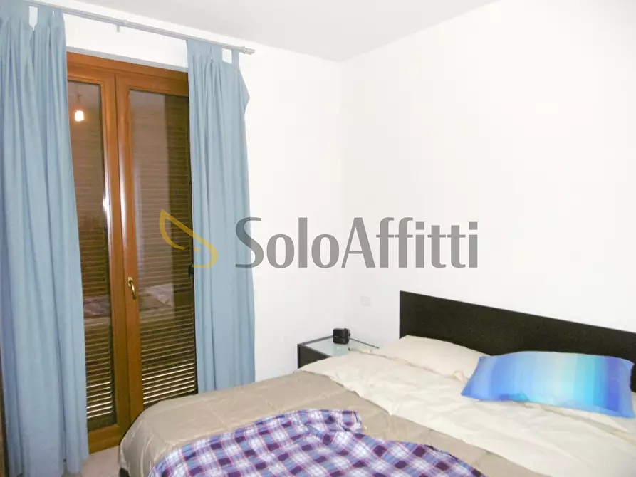 Immagine 8 di Bilocale in affitto  a Osimo