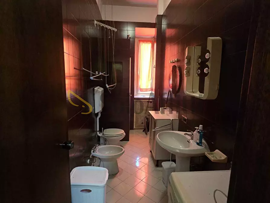 Immagine 14 di Bilocale in affitto  in Via Cavour a Torino