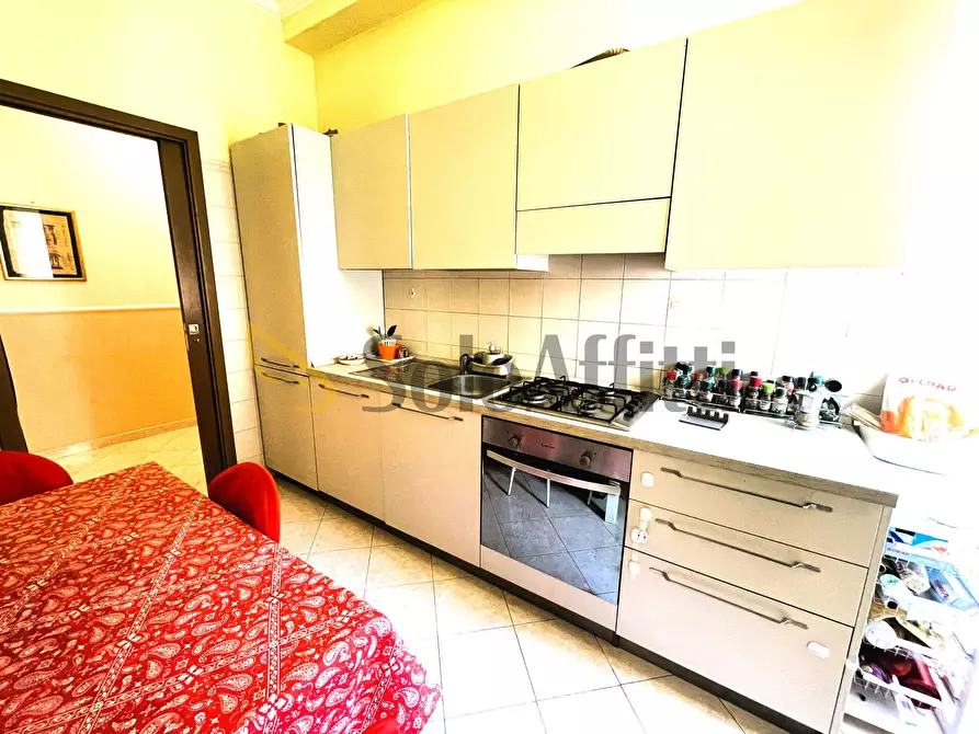 Immagine 10 di Trilocale in affitto  in via Pomezia a Roma