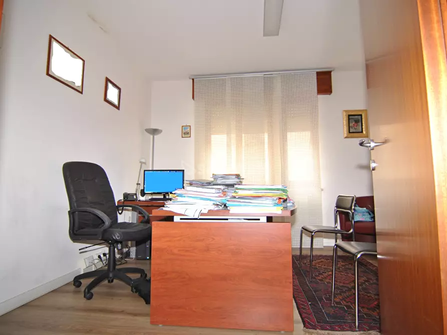 Immagine 10 di Ufficio in affitto  in Via Cairoli 69 a Livorno