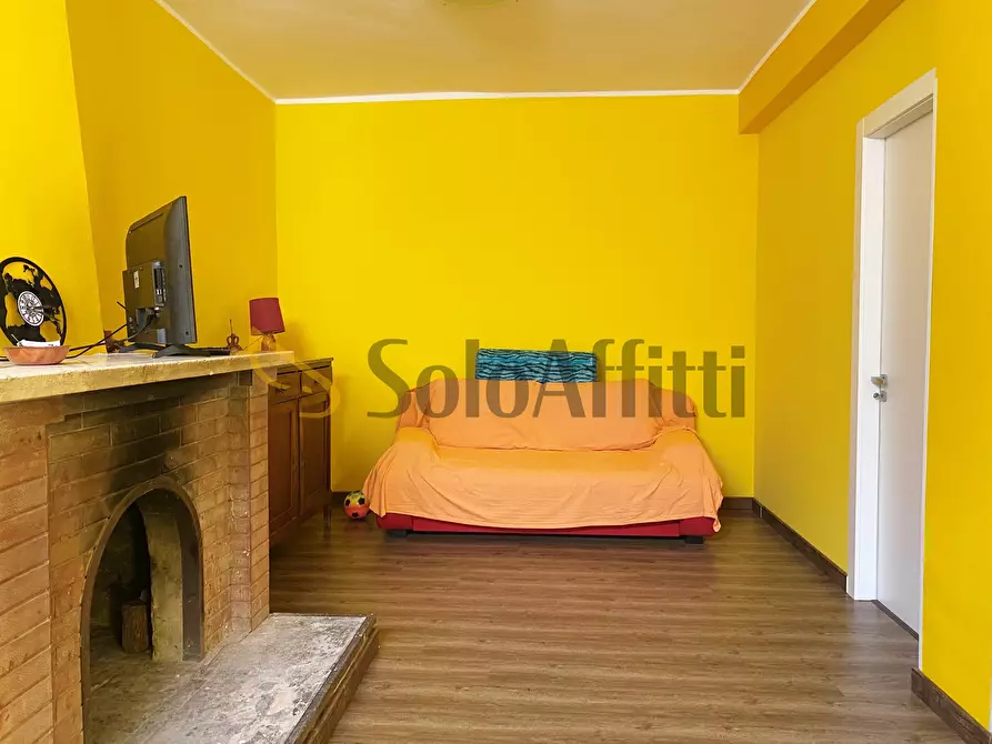 Immagine 3 di Trilocale in affitto  a Stalettì