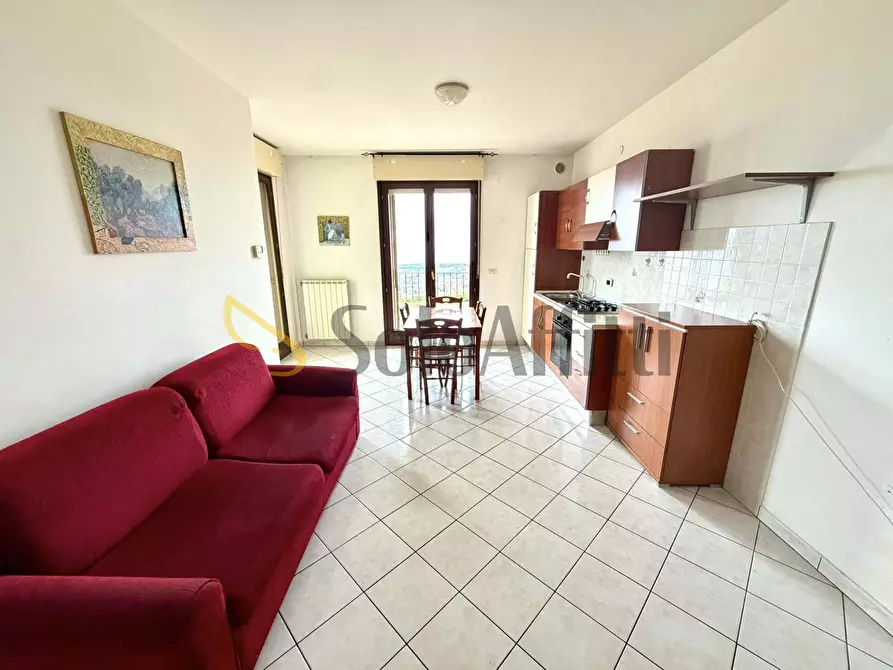 Immagine 1 di Bilocale in affitto  in Via Pescara 2 a Mosciano Sant'angelo