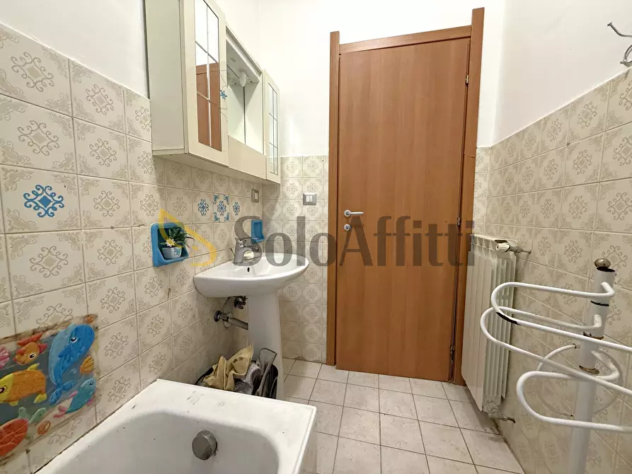 Immagine 13 di Stanza singola in affitto  a Catanzaro