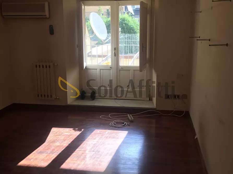 Immagine 23 di Appartamento in affitto  a Catania