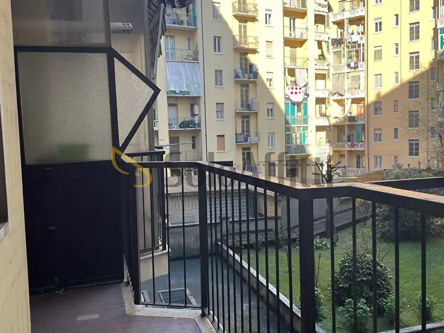 Immagine 20 di Trilocale in affitto  in Corso Svizzera a Torino