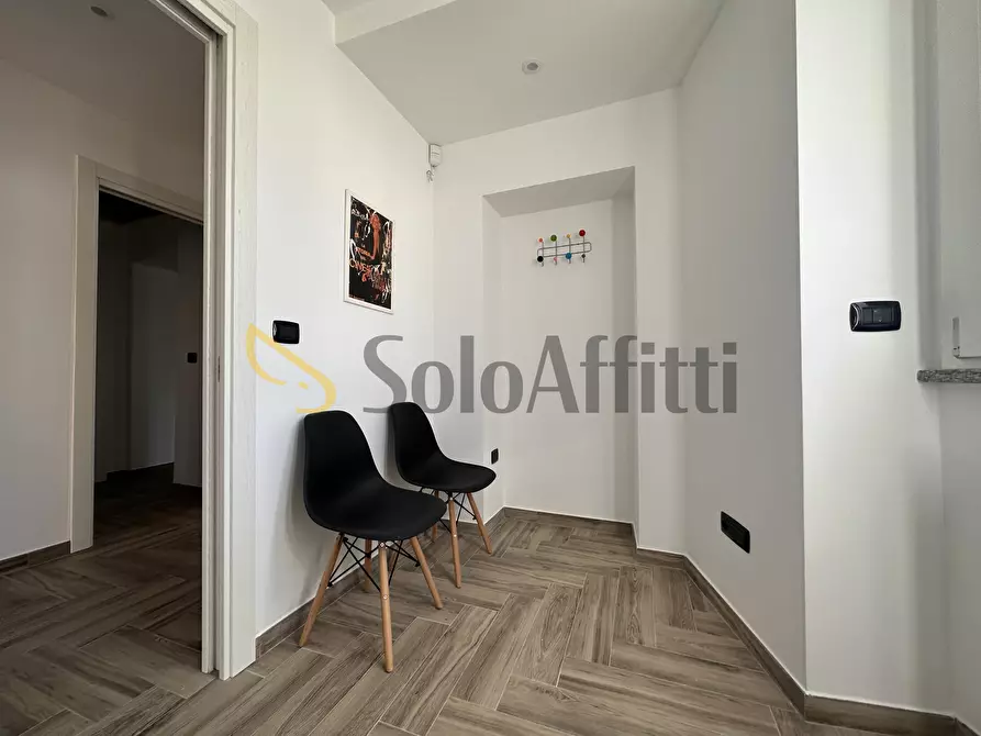 Immagine 6 di Ufficio in affitto  a Catanzaro