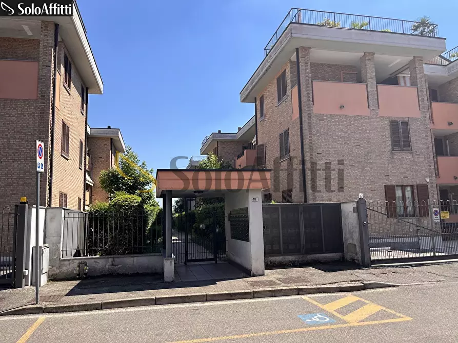 Immagine 23 di Bilocale in affitto  in Via Marsala 18 a Desio