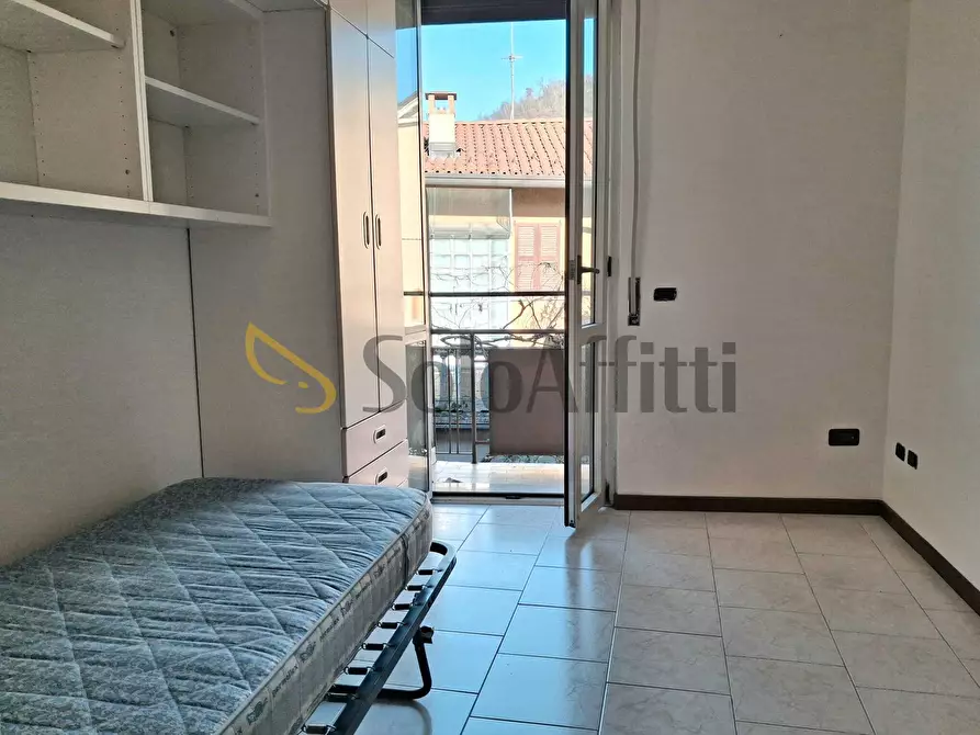 Immagine 11 di Trilocale in affitto  in Via Sant'Antonino 41 a Como