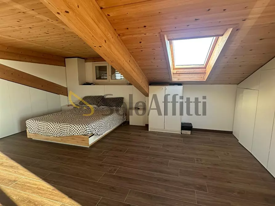 Immagine 13 di Villa in affitto  in Via Orsoleto a Rimini