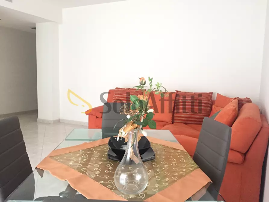 Immagine 1 di Quadrilocale in affitto  a Cagliari