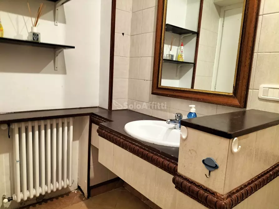 Immagine 28 di Trilocale in affitto  in Via Antonio Nibby 9 a Roma