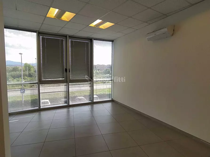 Immagine 5 di Ufficio in affitto  in Zona Fiori a Terni
