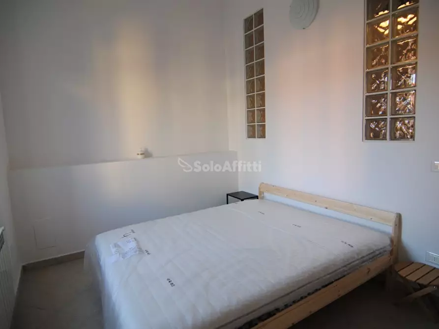 Immagine 12 di Trilocale in affitto  a Livorno