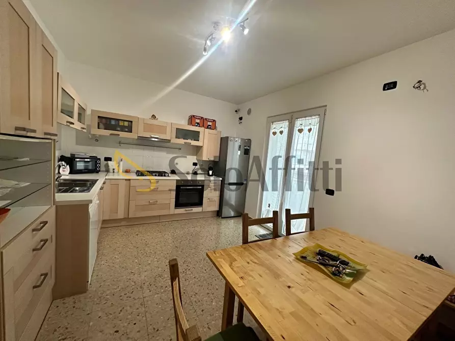 Immagine 4 di Trilocale in affitto  in Via Lombardia a Anzio