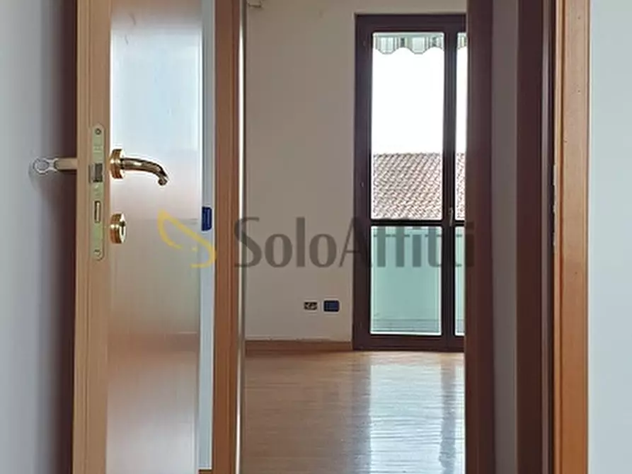 Immagine 5 di Trilocale in affitto  in via galvani 2 a Solaro