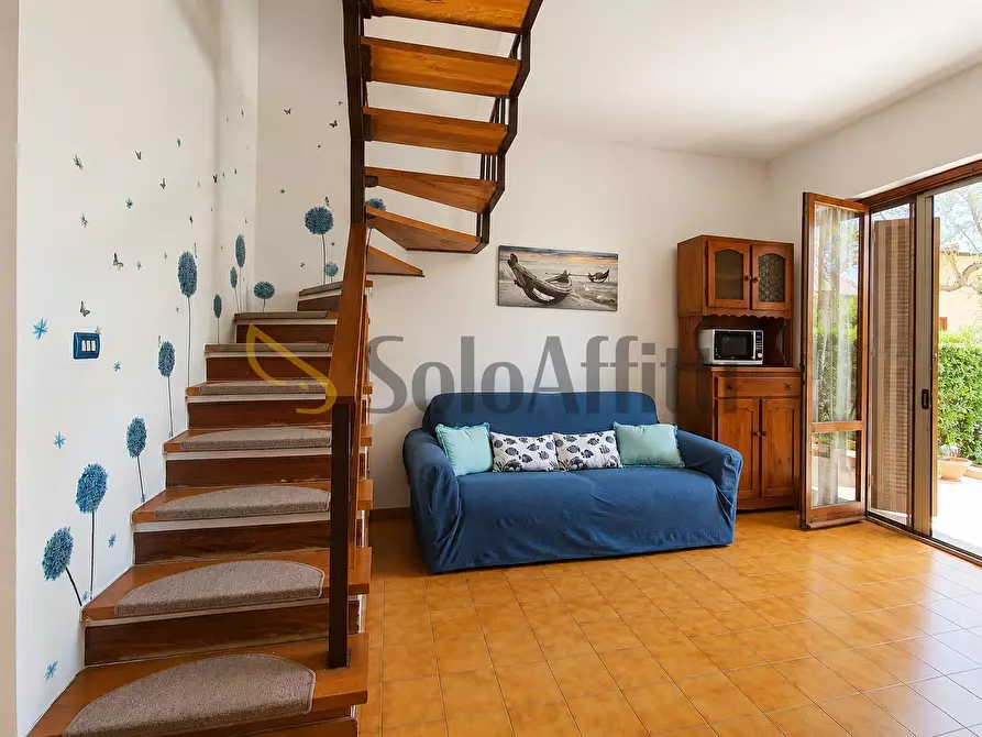 Immagine 10 di Casa indipendente in affitto  a Stalettì