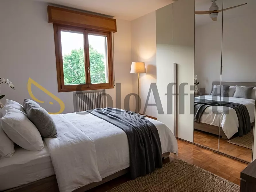 Immagine 6 di Stanza singola in affitto  a Carpi