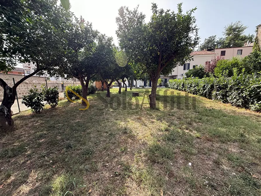 Immagine 28 di Villa in affitto  in Via Ten. Politano 4 a Caserta