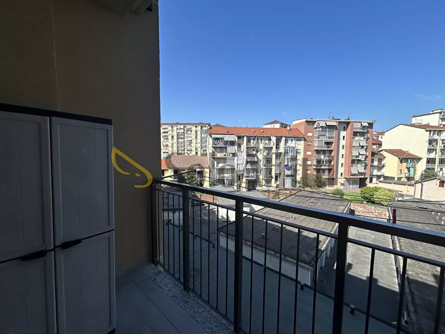 Immagine 9 di Bilocale in affitto  in Via Montalenghe 13 a Torino