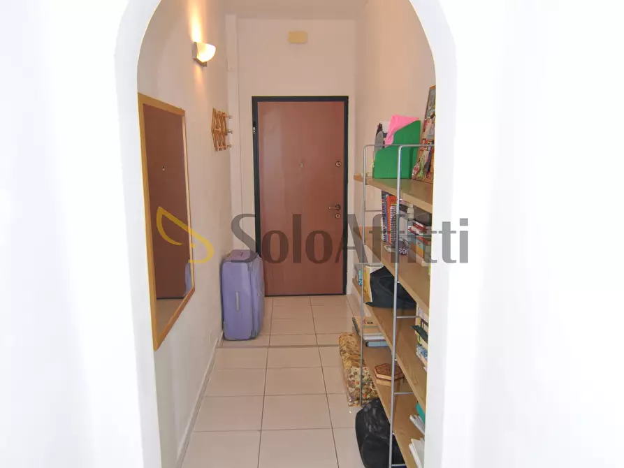 Immagine 2 di Bilocale in affitto  in Viale Italia 16 a Livorno