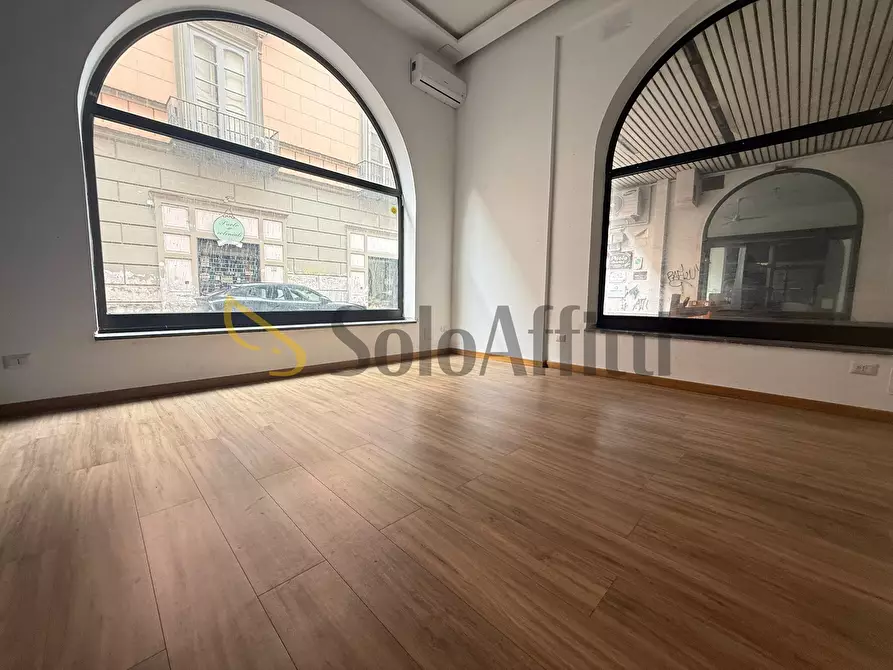 Immagine 4 di Locale commerciale in affitto  in via Colombo 24 a Caserta