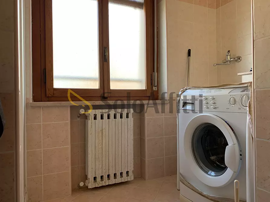 Immagine 13 di Stanza singola in affitto  a Catanzaro
