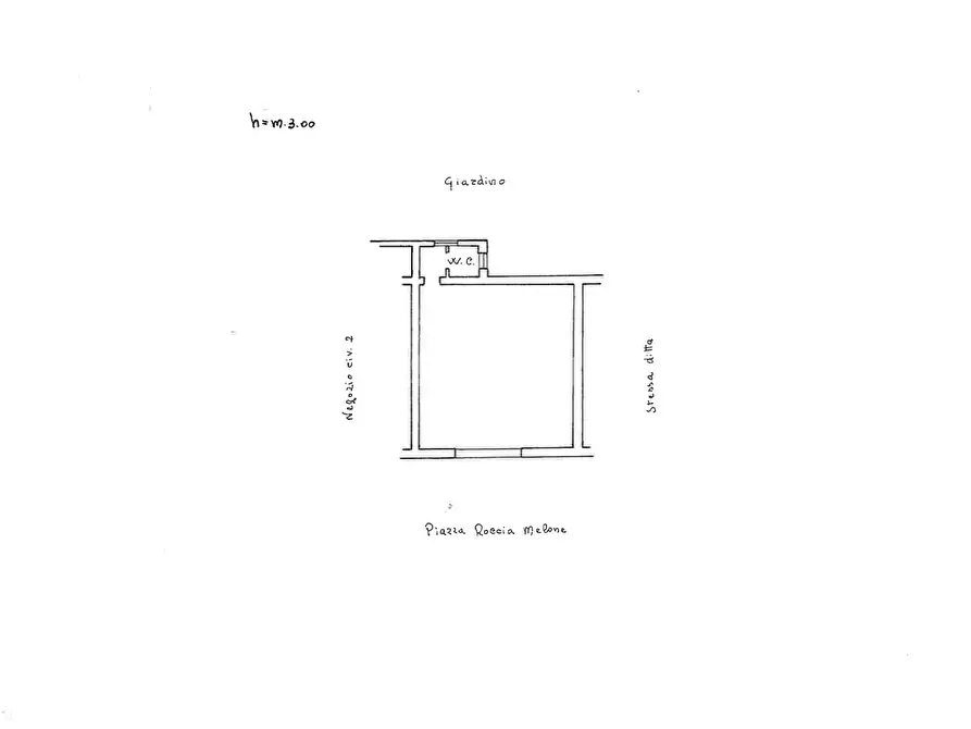 Immagine 12 di Locale commerciale in affitto  a Roma