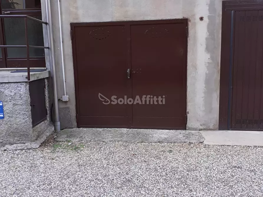 Immagine 1 di Garage in affitto  in Via Indipendenza 8080 a Pavia