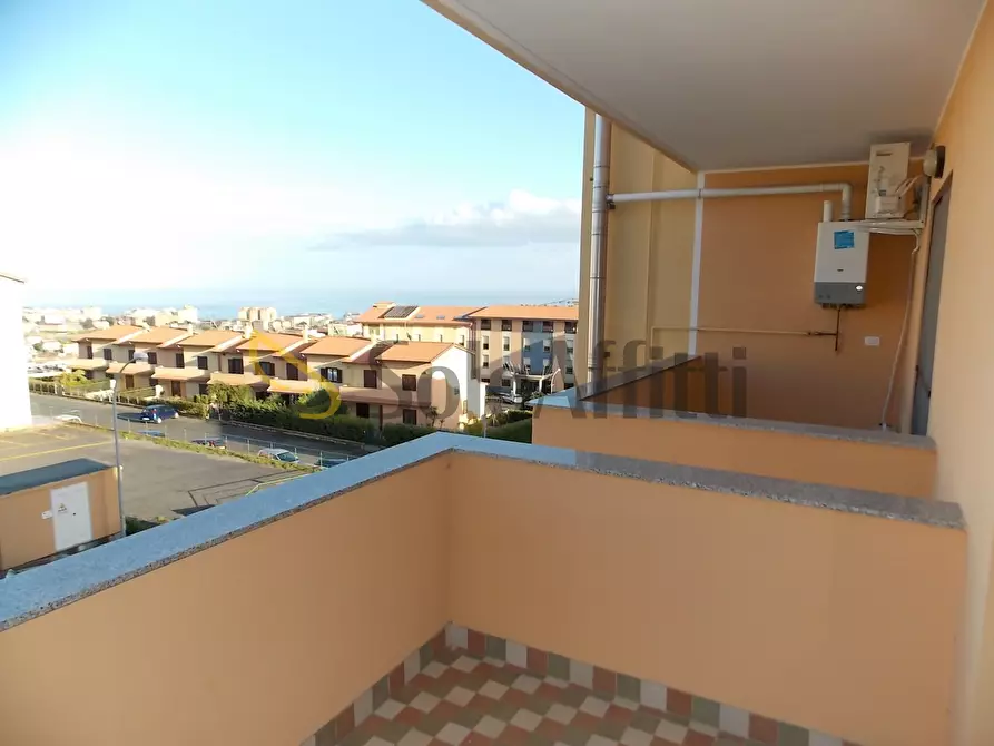 Immagine 11 di Trilocale in affitto  a Catanzaro