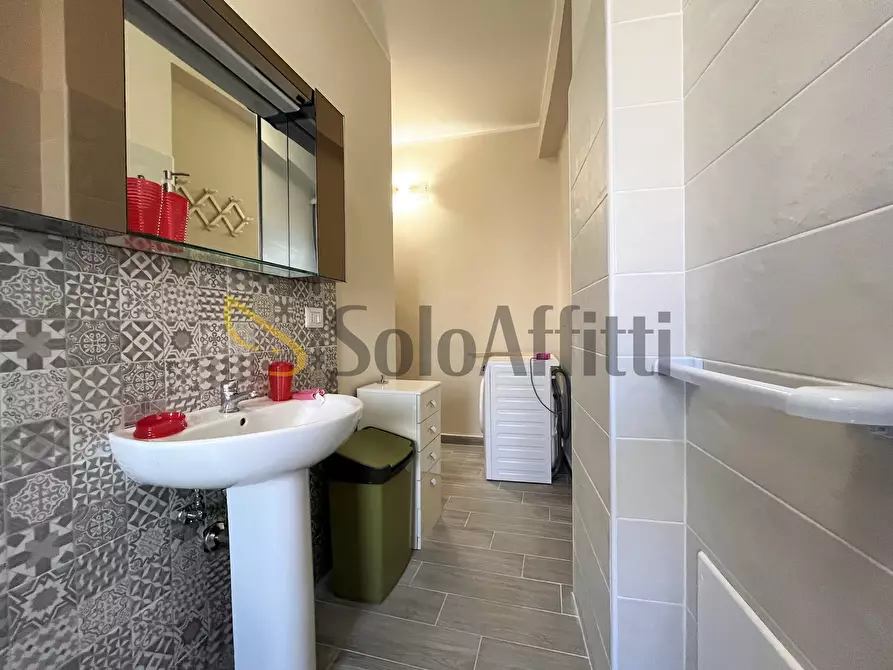 Immagine 13 di Stanza singola in affitto  a Catanzaro