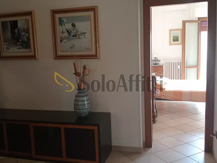 Immagine 20 di Quadrilocale in affitto  a Falconara Marittima