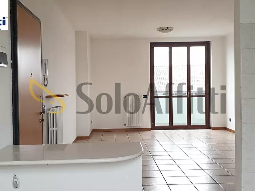 Immagine 1 di Trilocale in affitto  in via galvani 2 a Solaro