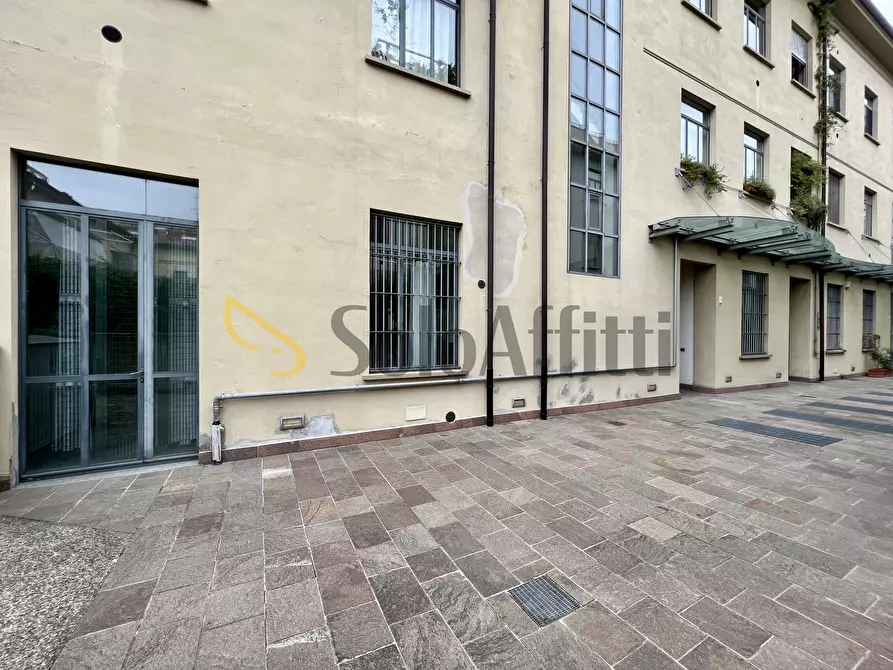 Immagine 7 di Loft/Open space in affitto  in Via Crescentino 25 a Torino