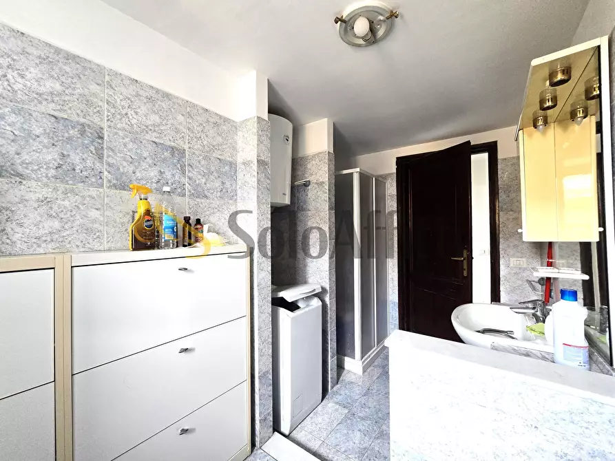 Immagine 20 di Trilocale in affitto  in Piazza di Santa Croce in Gerusalemme 1 a Roma