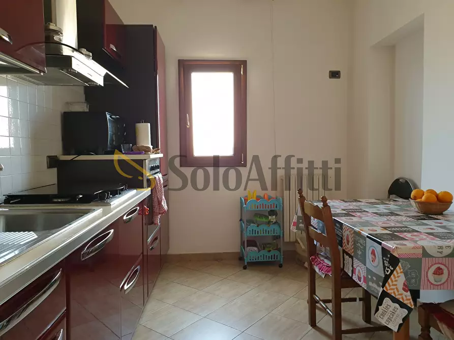 Immagine 2 di Stanza singola in affitto  a Catanzaro