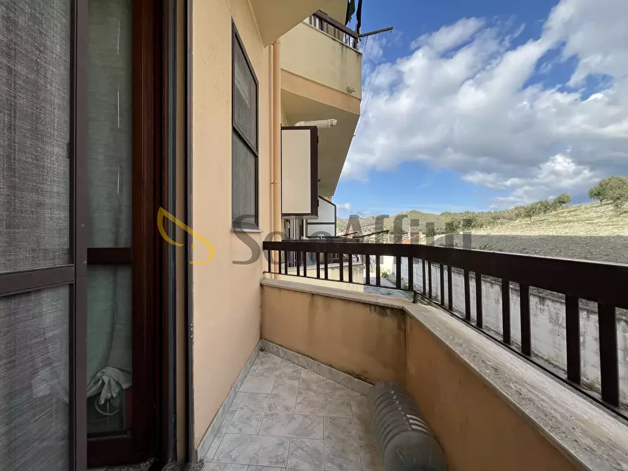 Immagine 9 di Trilocale in affitto  in Strada Diciannove 5 a Catanzaro